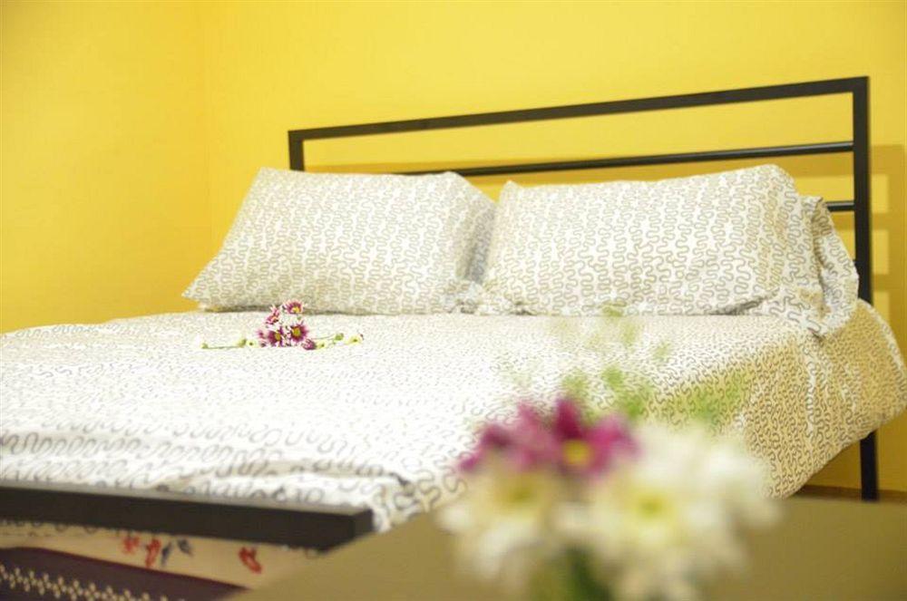 Raizzy'S Guesthouse Kuala Lumpur Bagian luar foto