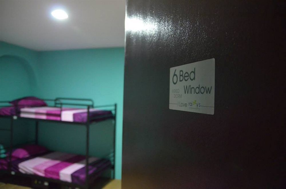Raizzy'S Guesthouse Kuala Lumpur Bagian luar foto
